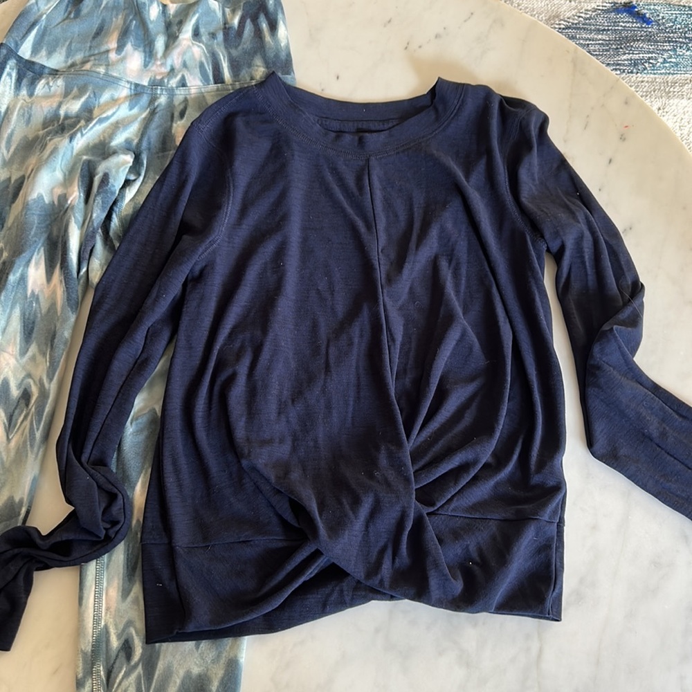 Workout Outfit - Picture 2 of 5